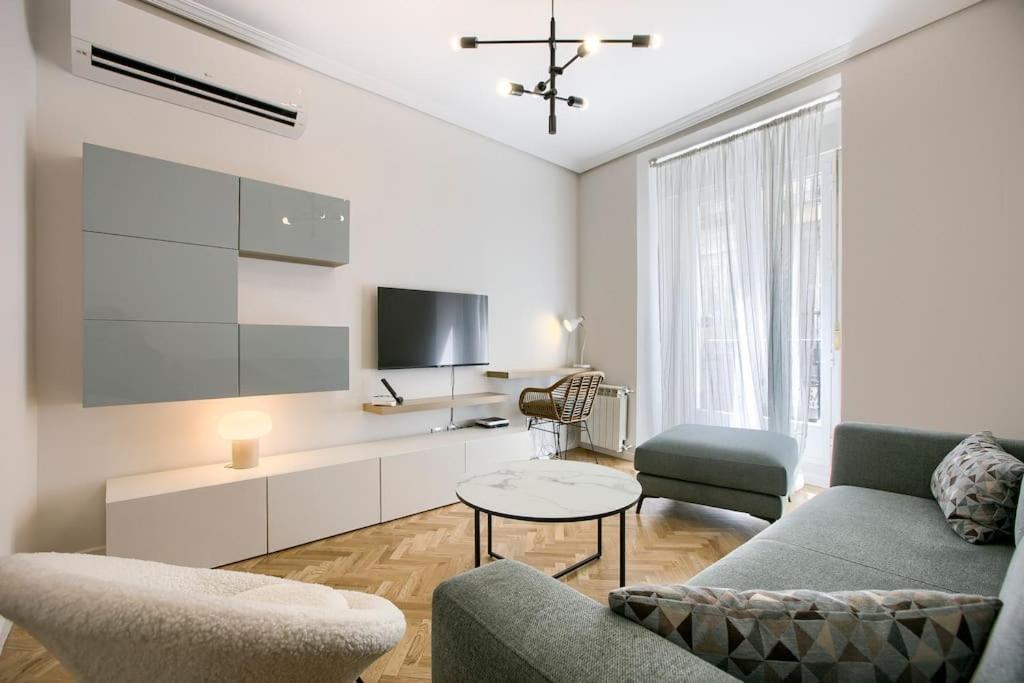 New&Beatiful&Central Apartment*El Balcon De Chueca Мадрид Екстериор снимка